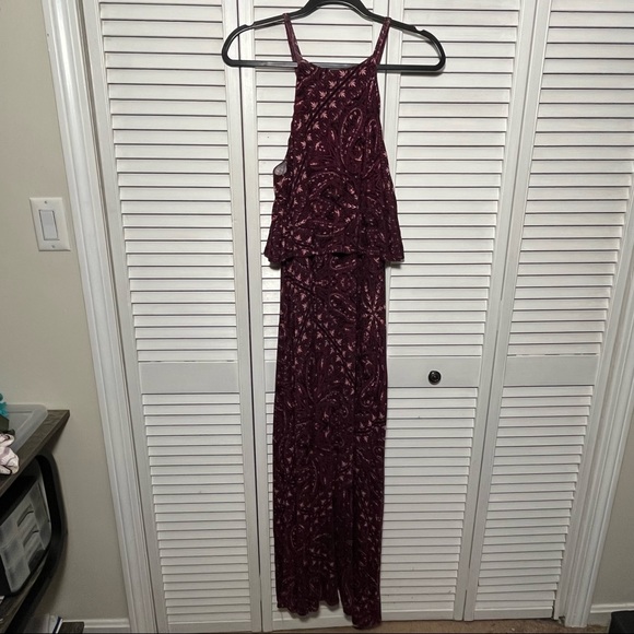 🎉HP🎉 Torrid Drape Top Halter Neck Burgundy Maxi Dress, Size 0 - Picture 4 of 14